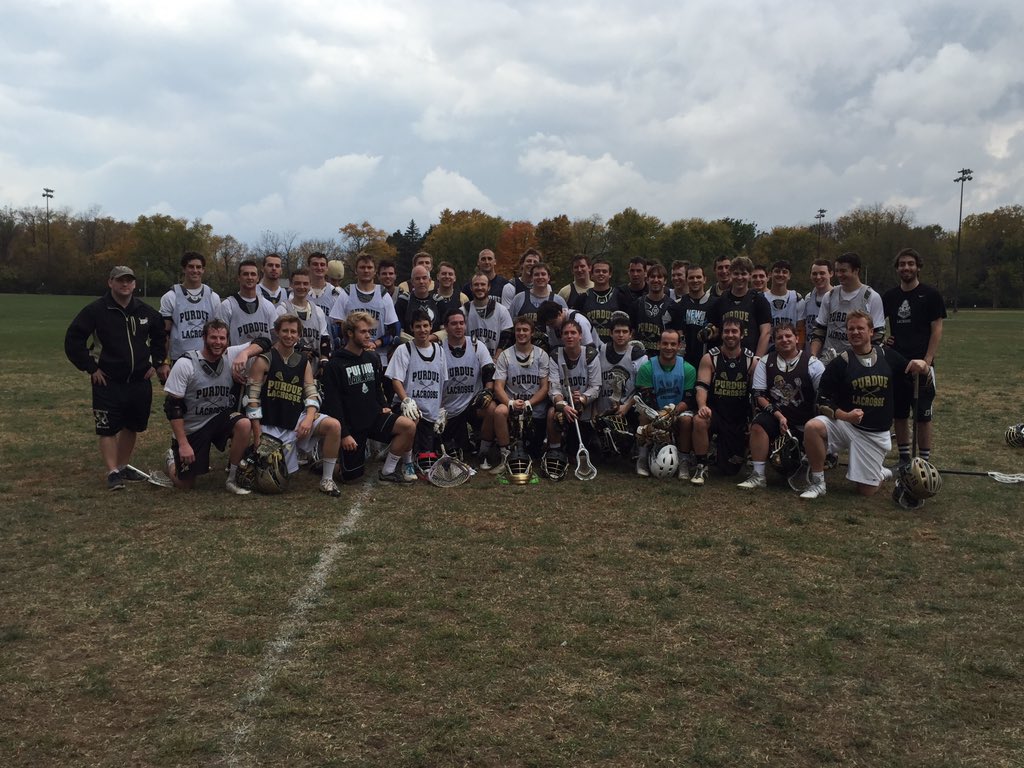 We had a great turnout for the alumni game today, but the young guns came out on top. Thanks to all that came!
