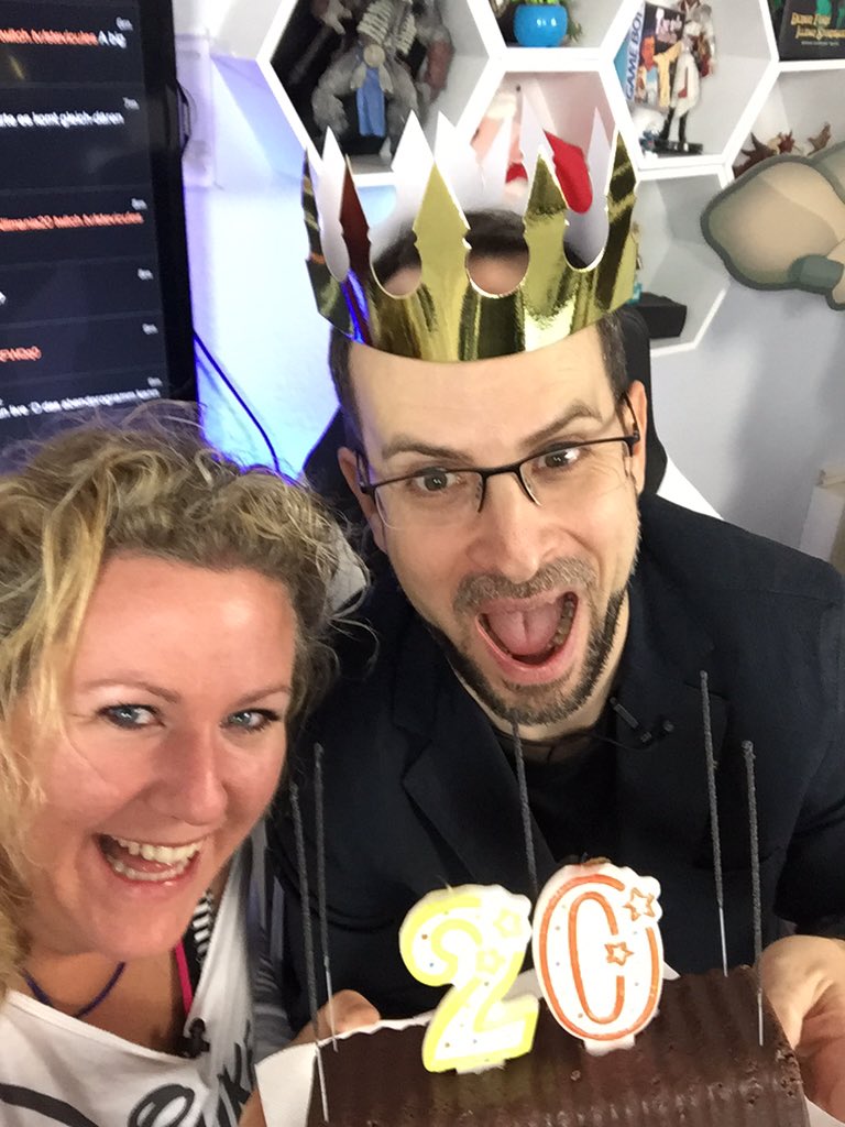 SilviaOchlast's tweet photo. Wer ist noch aufgeregt? #Allimania20 #uschi #stevinho #sissi https://t.co/mWYy55ddXG