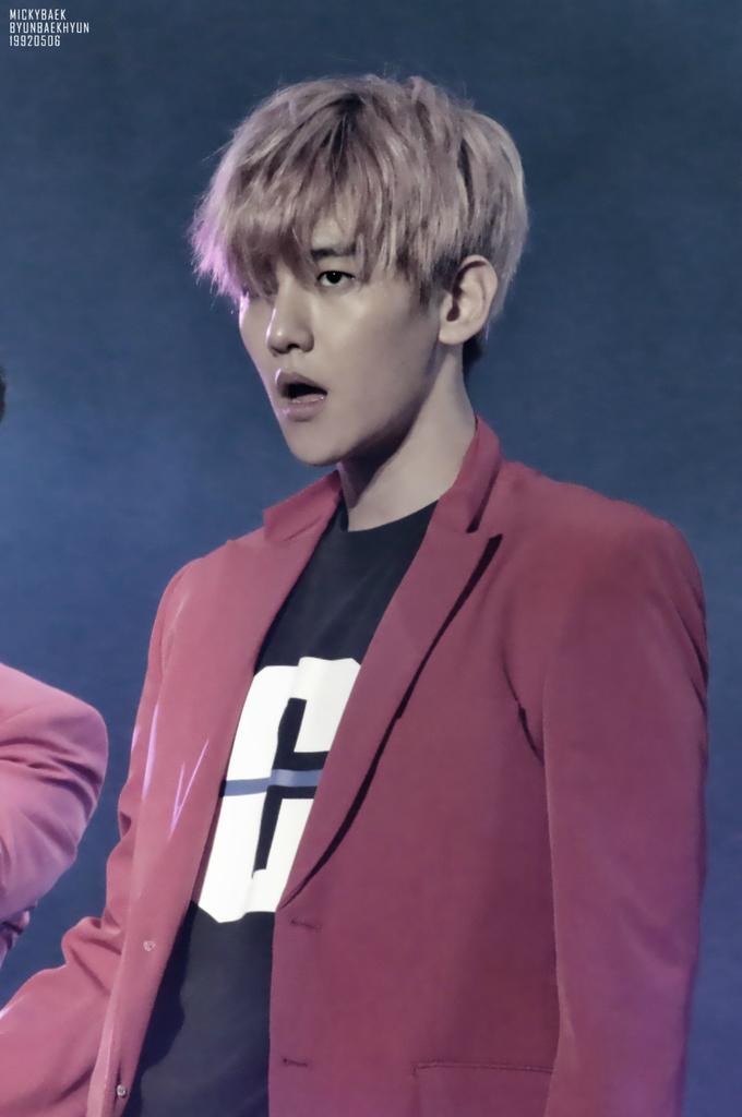 [HQ] 151024 Baekhyun @ ACC Top Group Tour Concert (©MickyBaek)