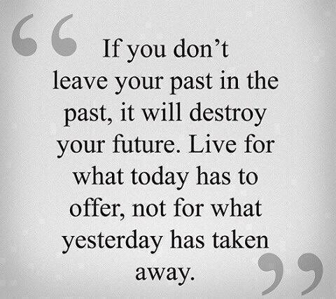 Derby_Batman's tweet photo. Leave the past 👀#LiveToday #DestroyTheFuture #MoveOnWithYaLife #SlapHerAss&CallHerMomma #GivesYouShitTickleHerClit 😈 https://t.co/yga2KsIUW2