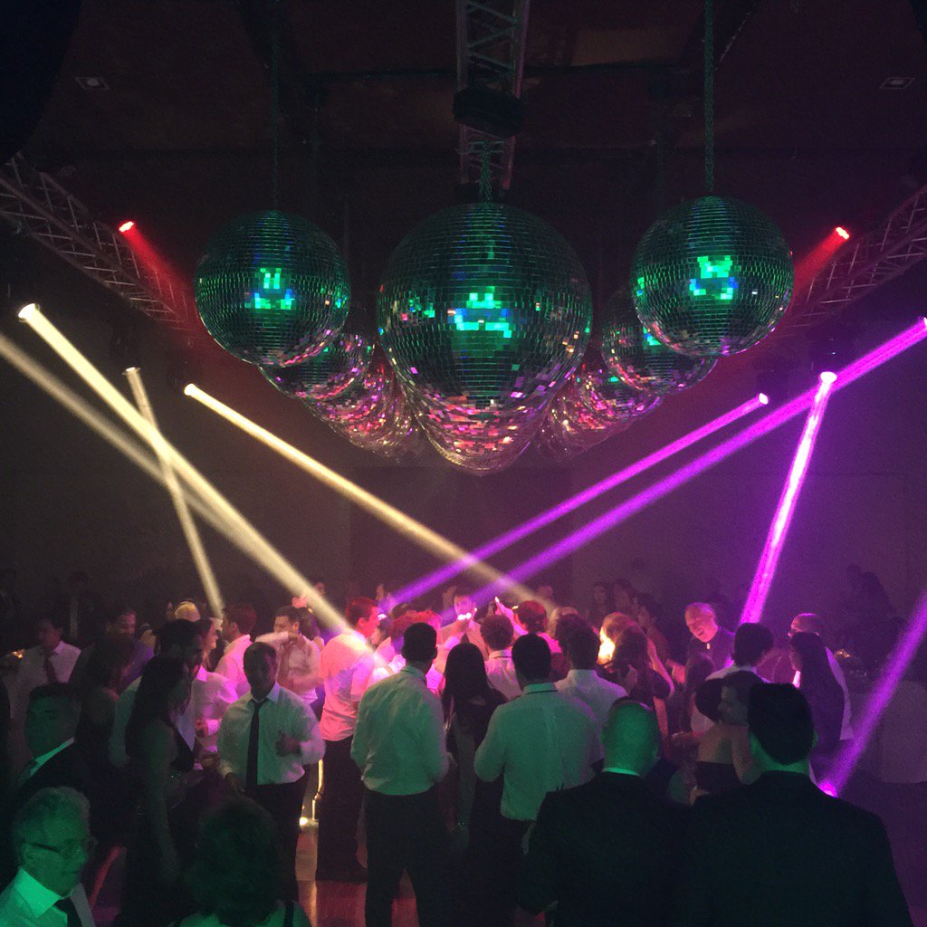 Arrancando de a poco en <a href="/RinconDePilar/">Rincón de Pilar</a> Con mucha onda #patozambranodjs #pzdjs