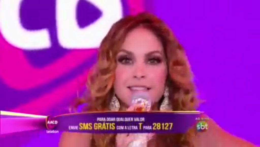 lunfer4ever's tweet photo. Estoy muertaaaaa MARAVILLADAAAAAA @LuceroMexico 😍😍😍😍😍 #LuceroNoTeletonBrasil wowwwww @TeletonOficial gracias https://t.co/Iuy7t12Pmy