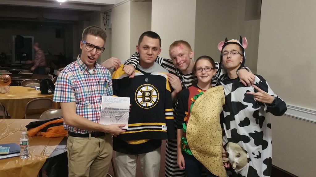 RushlowPSMC's tweet photo. @MA_DeMolay @Will_The_Cool @SuperStevo14 @sportsfan12001 more costumes from Worcester Chapters Halloween dance. https://t.co/PogKbkmK9U