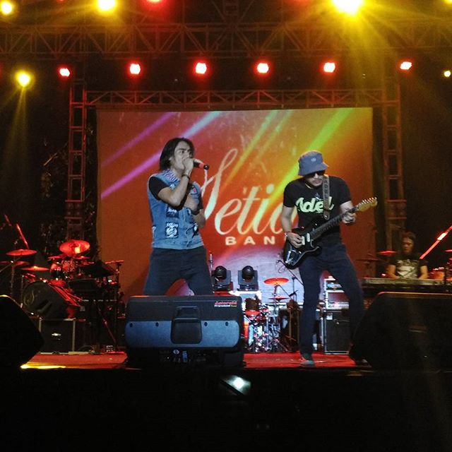 Tetap SATU HATI yaa Setiaku <a href="/ID_SetiaBand/">Setia Band</a> <a href="/itscharlyvht/">Charly Vanhoutten</a> @jantanpp <a href="/levi_bass/">levi lebon  I SETIA</a>