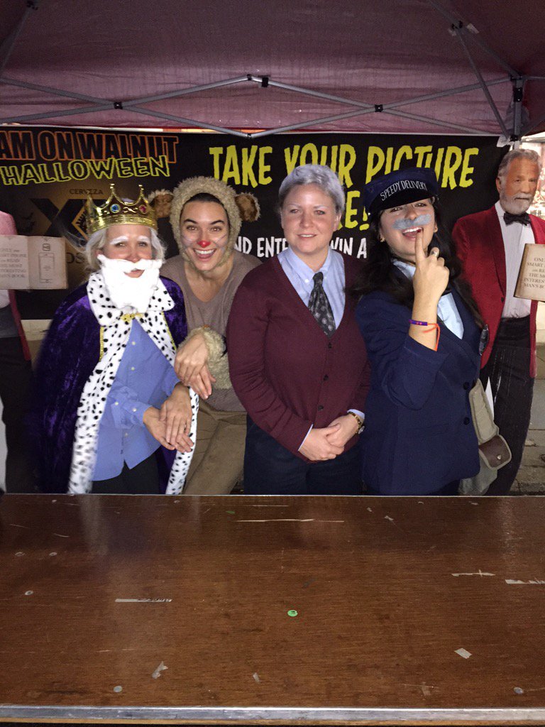 Mr Rodgers Neighborhood #sohood #masquerade #dosxx @M2Third <a href="/DosEquis/">Dos Equis</a>