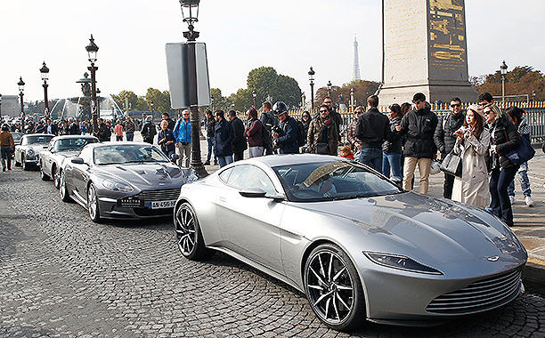 IMAX's tweet photo. When designing the ideal @007 #AstonMartin, #SPECTRE director Sam Mendes knew less is more: https://t.co/QgNF3eq99K https://t.co/WbUKf7B24S
