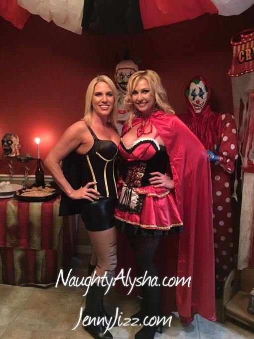 I had a G-rated Halloween party last night. @Jennejizz &amp; @cumartist was also there 😉 https://t.co/Xa<a class="tags" target="_blank" title="On Twitter" href="/?out=eyJ0eXAiOiJKV1QiLCJhbGciOiJIUzUxMiJ9.eyJpYXQiOjE3MjA1NjA1MDQsImlzcyI6InR3cG9ybnN0YXJzLmNvbSIsIm5iZiI6MTcyMDU2MDUwNCwiZXhwIjoxNzUyMDk2NTA0LCJyZWRpcmVjdF91cmwiOiJodHRwczovL3R3aXR0ZXIuY29tL0plbm5laml6eiJ9.VFF4HJN4YYnUmGIKLiaDNh-ZG88hIzZpKO4Mp9c6vNPrMRkPzspVCKwYu9BuPXIPv3H_IUOFnD5o3n4EriuIOQ">@Jennejizz</a><a href="/tag/pepsi"class="tags"><span>#pepsi</span></a>