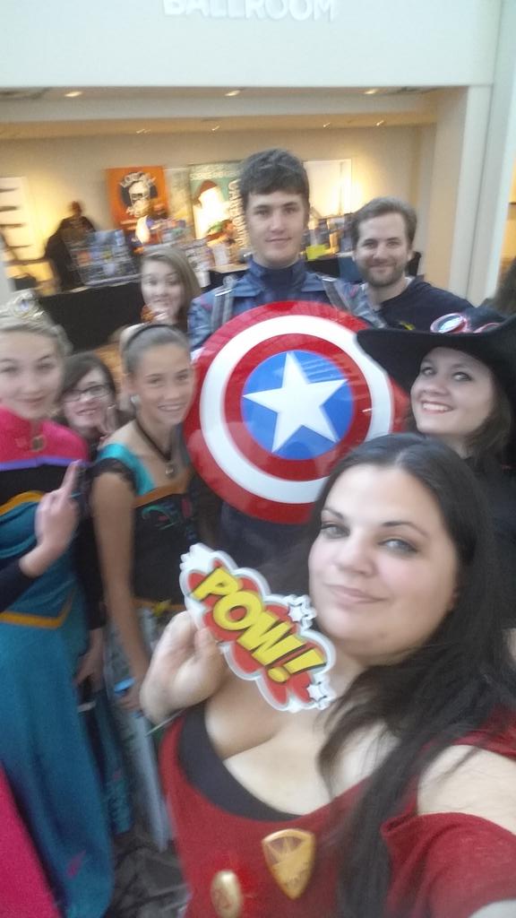 Paradorkable's tweet photo. #parabostro #avistrum #nerdmagic @avistrumacademy @MileHiCon #tori #chrisS #cap #leanne #caisy #morestudents https://t.co/Q6fTAB0mVS