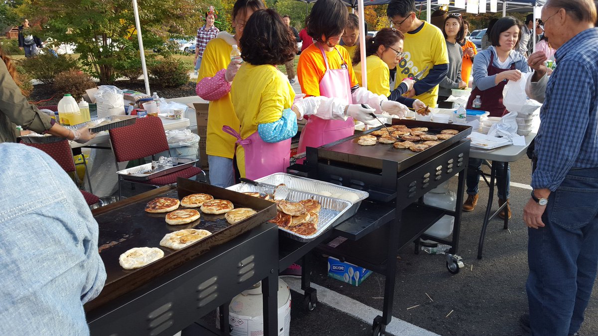 Insidethe's tweet photo. Still lots happening at #cherryhillkoreanfood and lots of great good left for dinner. Available until 7. https://t.co/B7zG3pyXDw