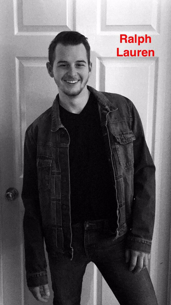 musicbyapollo's tweet photo. Last nights pregame was real lololol #FallCatalogue 😂 https://t.co/na0lfYMPRO