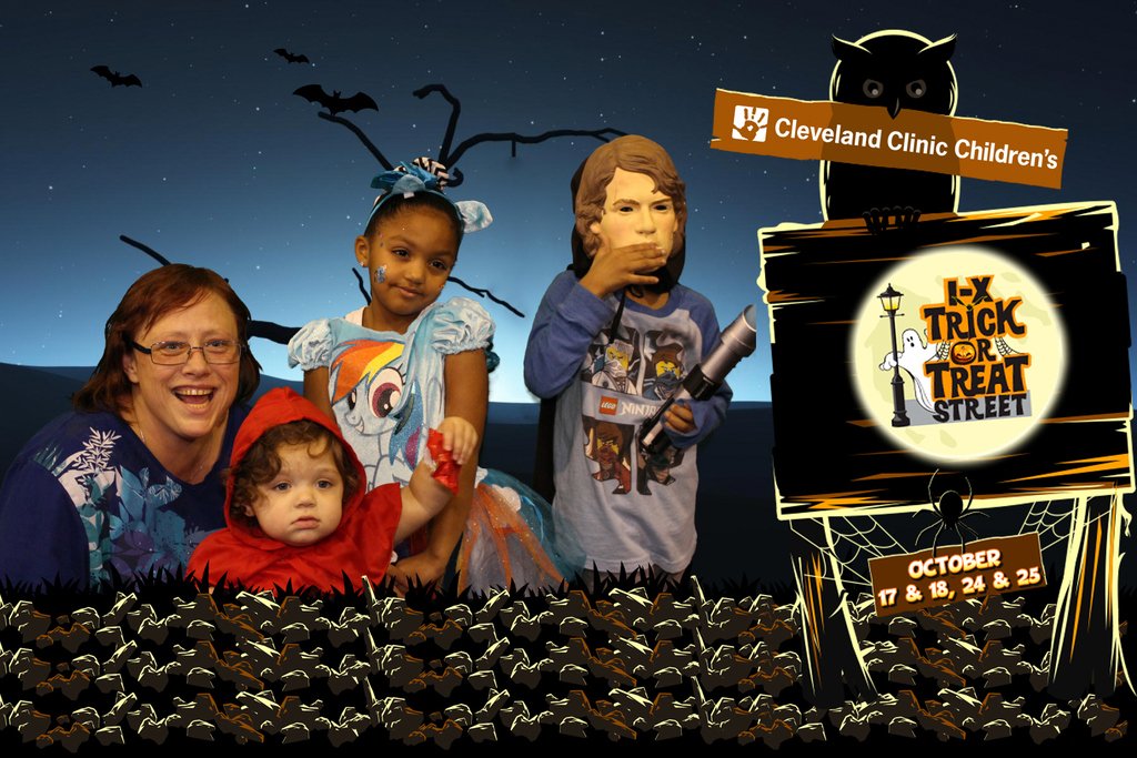 ccpbevents's tweet photo. Great Photo from Trick or Treat Street at the IX Center! #IXTOTS https://t.co/WMfdPbwZQz
