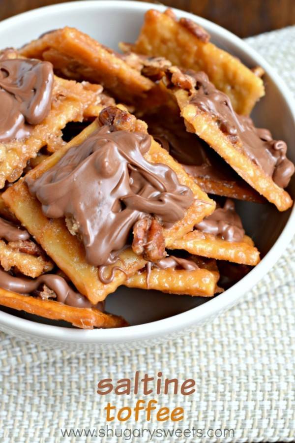 makeandtakes's tweet photo. This saltine toffee looks fantastic! #saltinetoffee #toffee #sweets #saltinesnacks
https://t.co/FzjJjDGs5v https://t.co/KWVv6Ai1FG