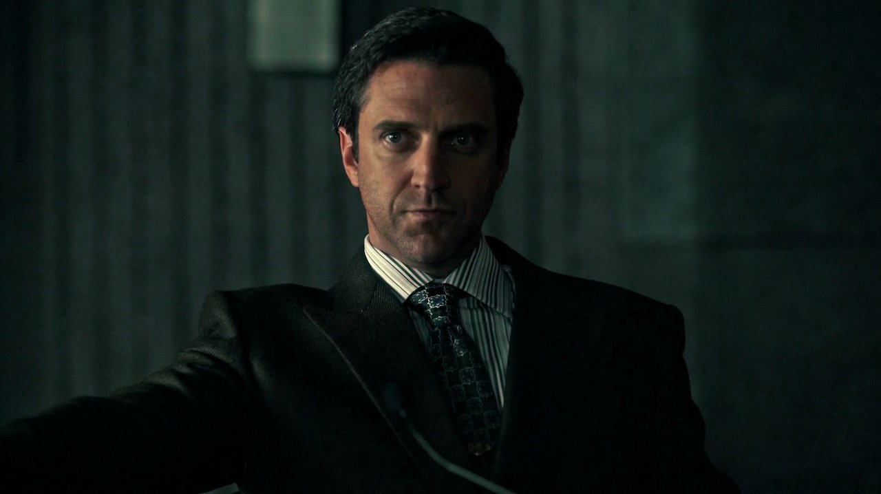 Happy birthday Raúl Esparza 