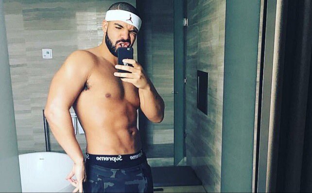 Happy birthday to my husband, Aubrey Drake Graham  you can make my hotline bling anytime. i love you, papi 