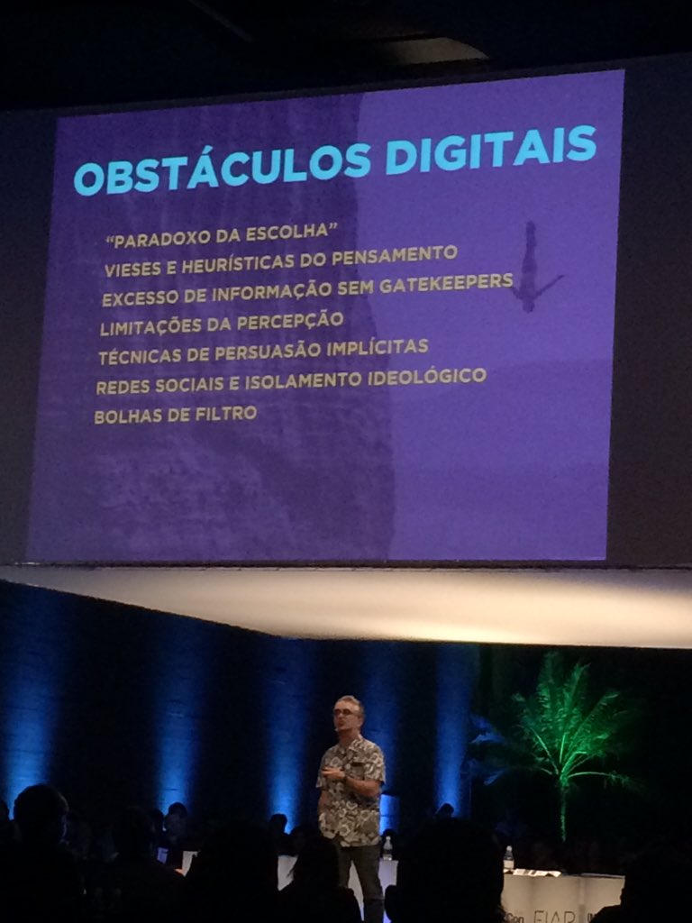 luterceiro's tweet photo. Parece que não está fácil #InterCon2015 @radfahrer https://t.co/xgMem32Jmr