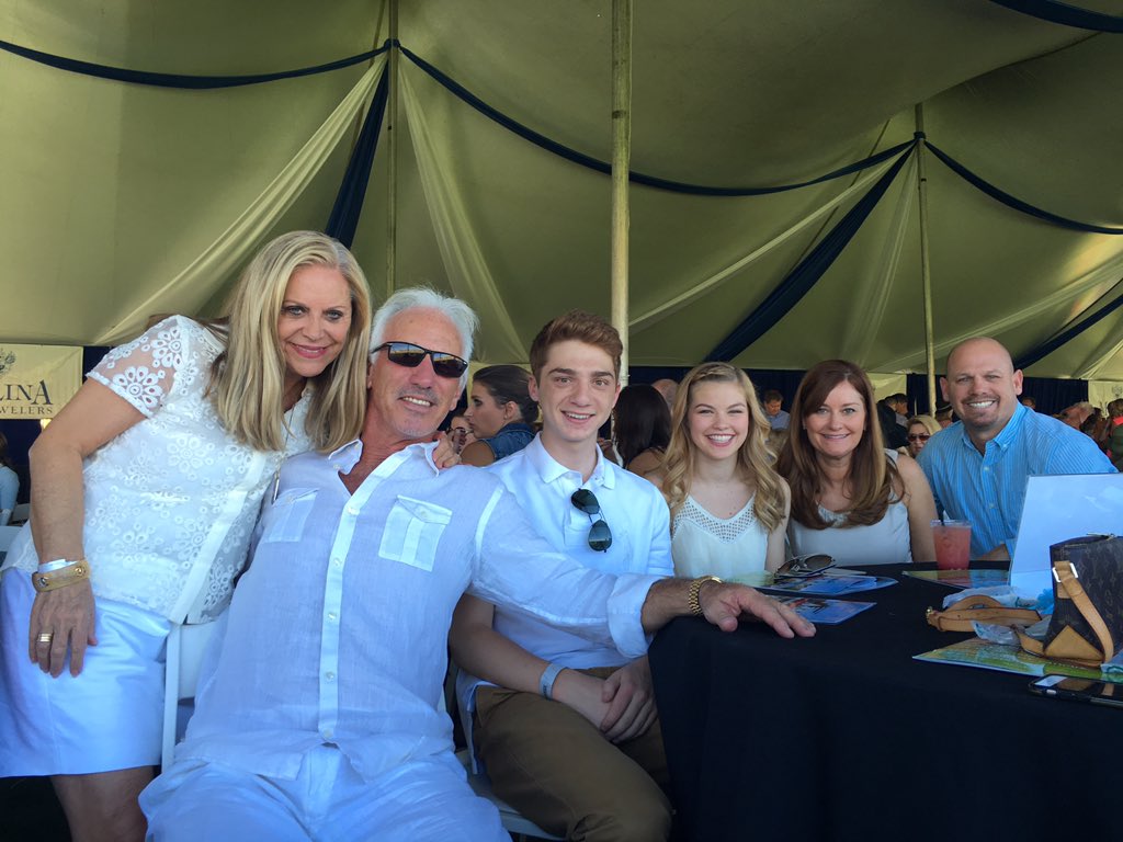 melissaganzi's tweet photo. Some #social #poloshots #Polo @ThePoloParty https://t.co/aJeBE90aS3