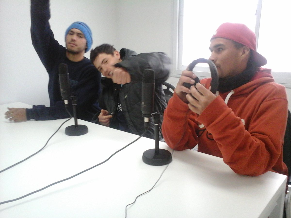 Cepla250's tweet photo. #HipHop en #Cepla250! #MJ250 está haciendo las primeras pruebas para grabar su segundo disco! @SEDRONAR @PrensaRoca https://t.co/QgJtwzjnh5