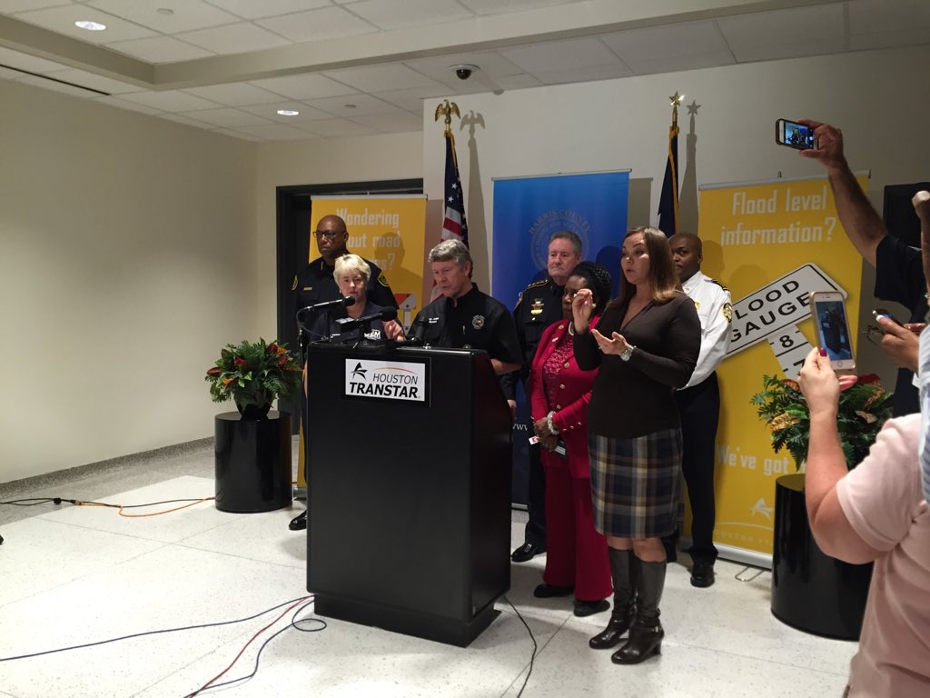ReadyHarris's tweet photo. Press conference with @EdEmmett  @AnniseParker @SheriffHickman @houstonpolice #houwx #HouNews https://t.co/I6ehrd8OlQ