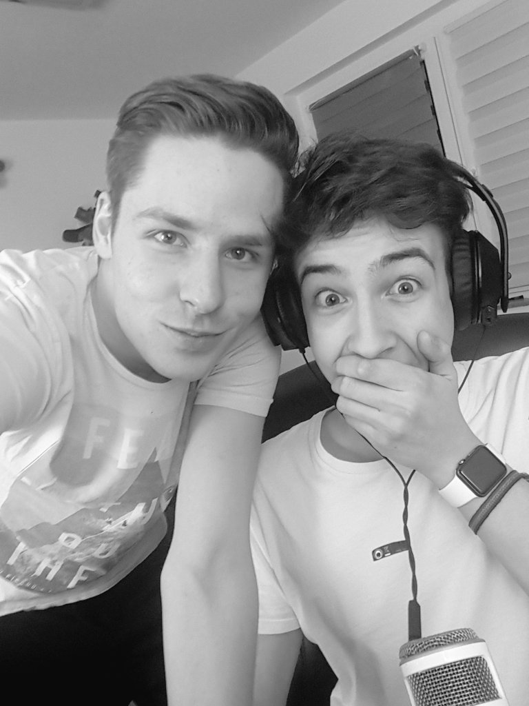 rewinside's tweet image. Los! #500K4Rotpilz