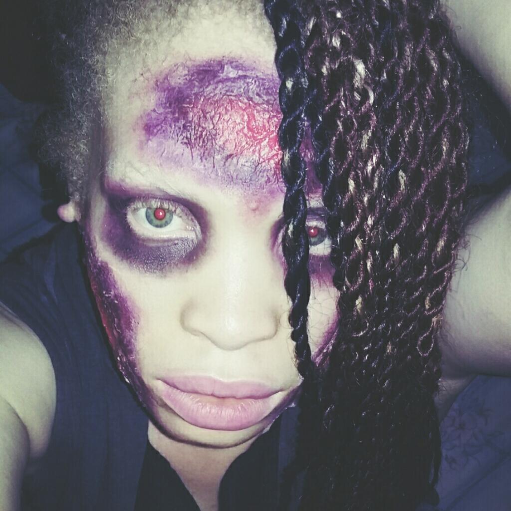 heycocopops's tweet photo. Guess who's coming to dinner.
@OmogeMuRa/@d3ola  Halloween preview https://t.co/8FN3I3IWFf