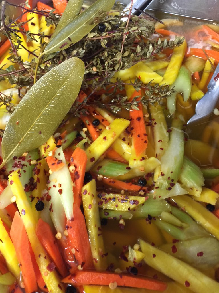 eatretrolicious's tweet photo. We'll be featuring our delicious braised #brisket #potroast this coming week with these amazing #pickled vegetables! https://t.co/XFrP7S7hjp