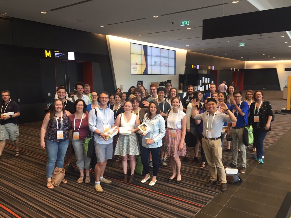 yourAMSArural's tweet photo. Happy snap of @yourAMSA members at #RMA15! Check out our girls @emilymcleod91 &amp; @Judy_M_Keith front left! @ACRRM https://t.co/h1vi2f3I27