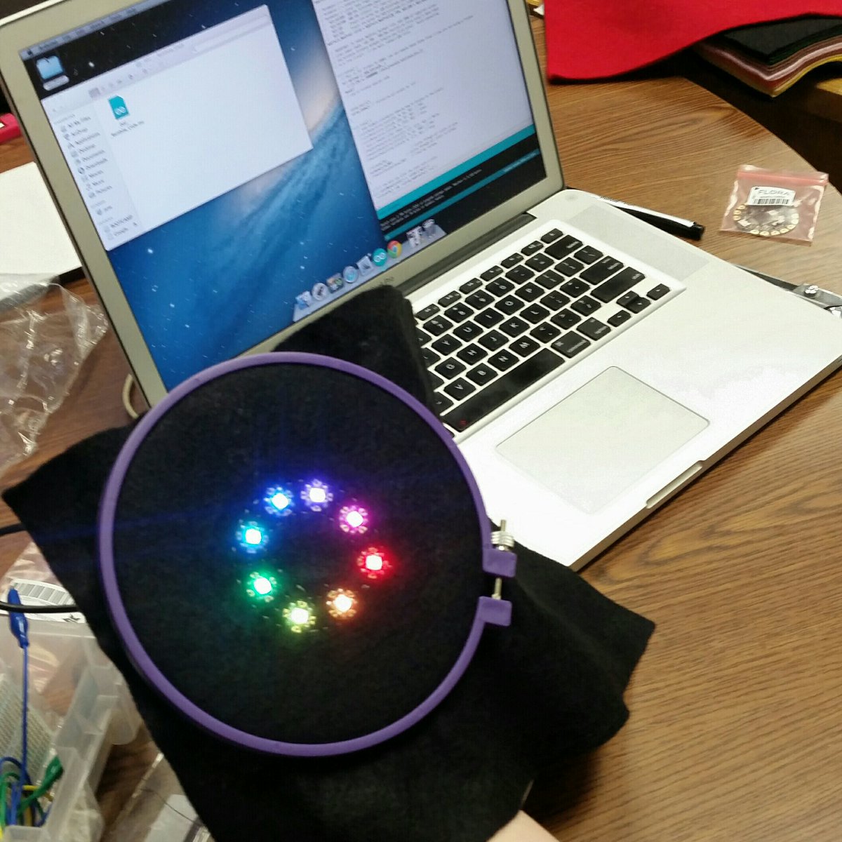 AdaSpaceRoc's tweet photo. Yes you can run 8 Neopixels with one Gemma #HackSaturday #Gemma #Adafruit #LadyHacker https://t.co/tmygF2rx0b