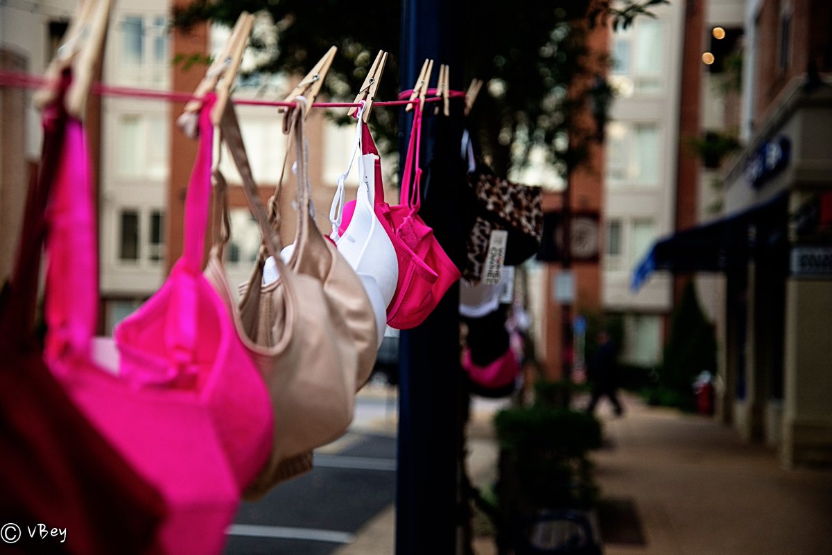 vbeyphotography's tweet photo. 4th Annual Bras 4 Hope Event Belle Mode Intimates Fairfax  #BelleMode, #FairfaxCorner, #BreastCancerAwareness https://t.co/ky8JWUwBPR