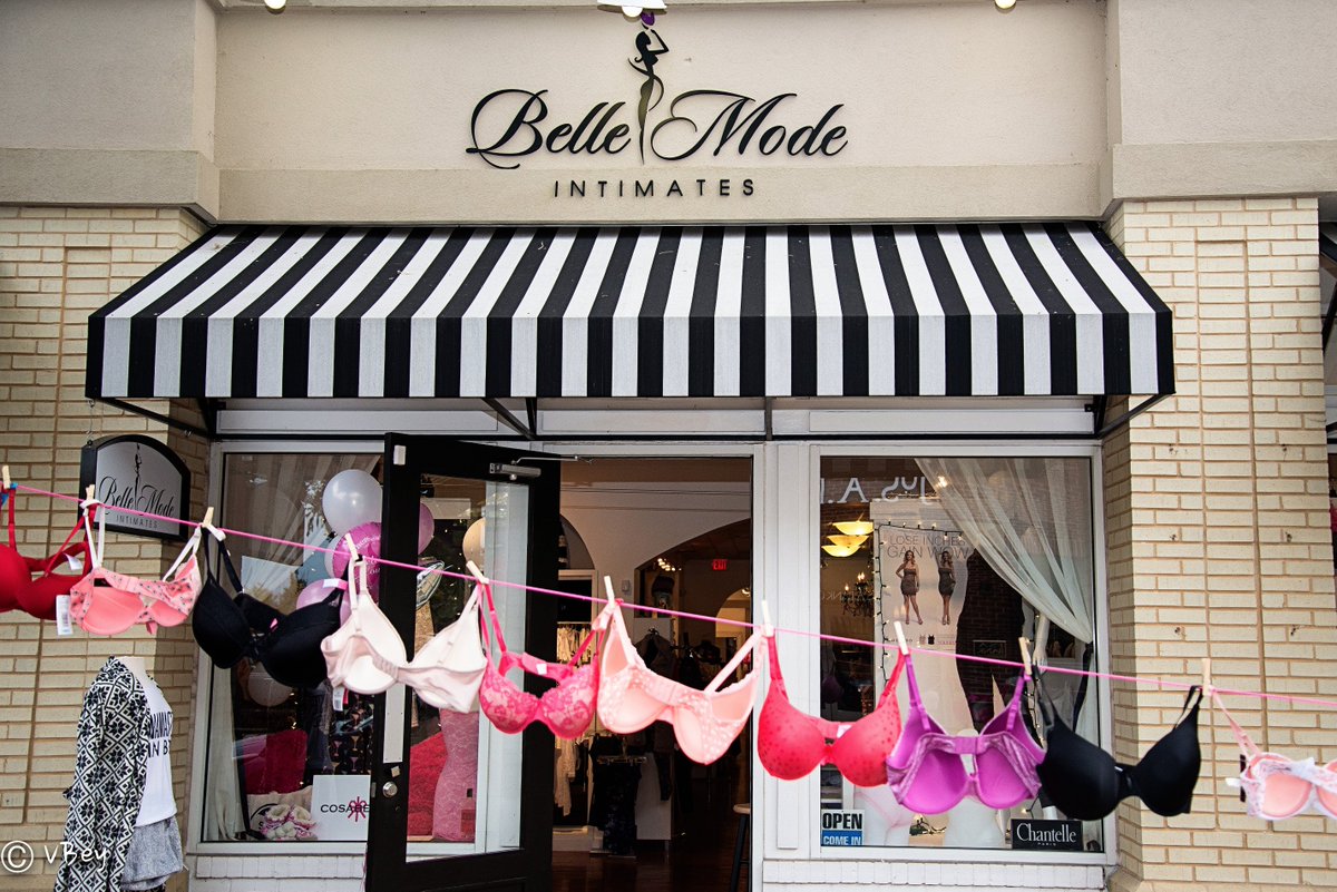 vbeyphotography's tweet photo. 4th Annual Bras 4 Hope Event Belle Mode Intimates Fairfax  #BelleMode, #FairfaxCorner, #BreastCancerAwareness https://t.co/ky8JWUwBPR