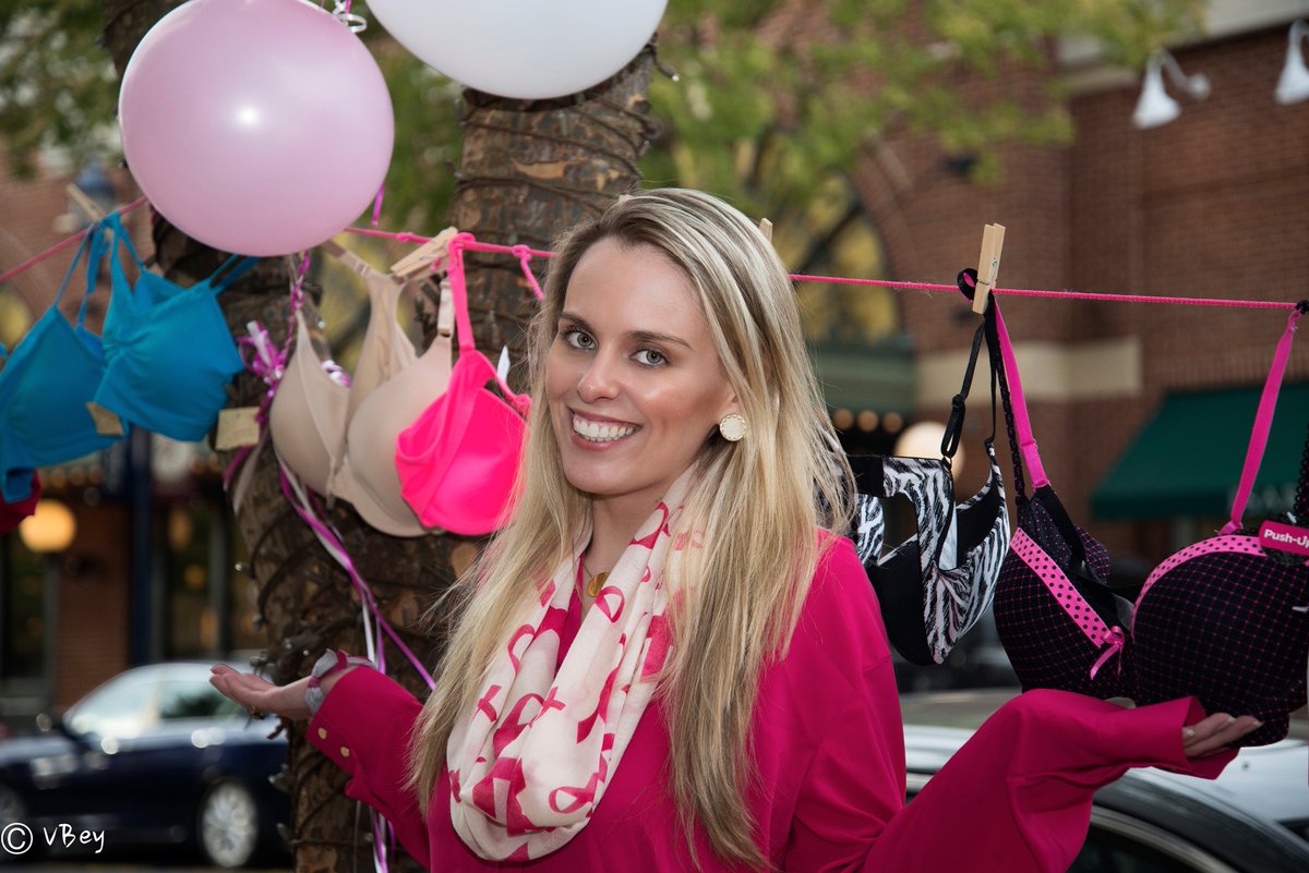 vbeyphotography's tweet photo. 4th Annual Bras 4 Hope Event Belle Mode Intimates Fairfax  #BelleMode, #FairfaxCorner, #BreastCancerAwareness https://t.co/ky8JWUwBPR