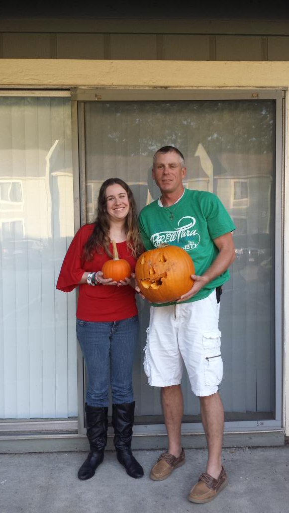moncuremk's tweet photo. Carved the pumpkin https://t.co/uXW7Aw8asN