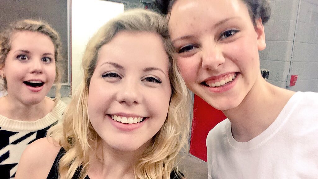 oatmilkmaura's tweet image. I love playing with bunnies and theatre kids #musicmanjr