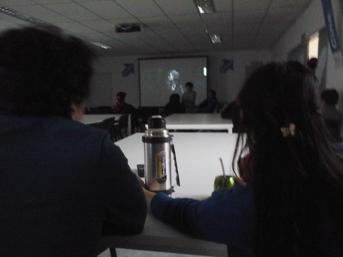 Cepla250's tweet photo. #TardedeSábado en #Cepla250: Rosquitas y cine! En un rato se viene el #TorneodeXbox para cerrar la semana! https://t.co/IDoHQlEgxr