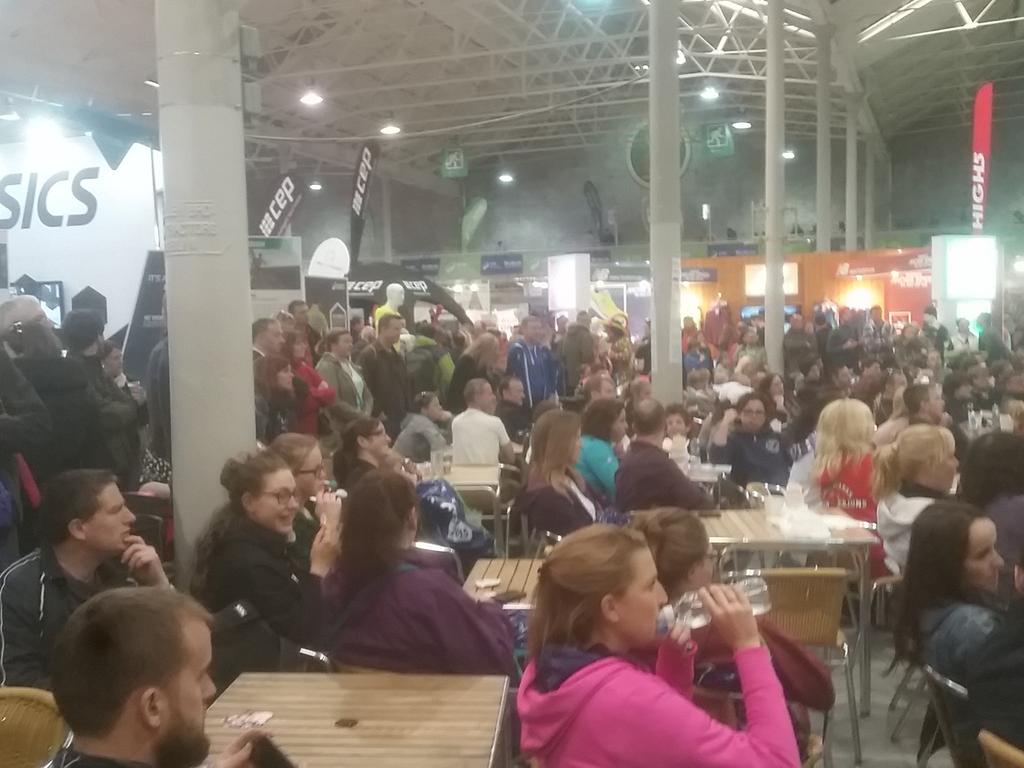 DubMarathonExpo's tweet photo. What a packed out expo. Brilliant to see everyone today enjoying a good day at @DubMarathonExpo  @dublinmarathon https://t.co/BDV2PBtZIf