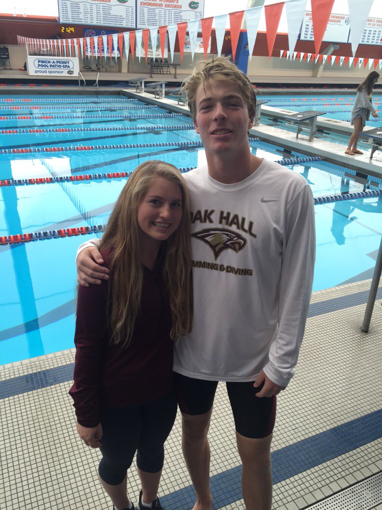 cassidykramer5's tweet photo. Congrats to my favorite swimmers🏊💦💯💙 https://t.co/bFWzrWBDI2