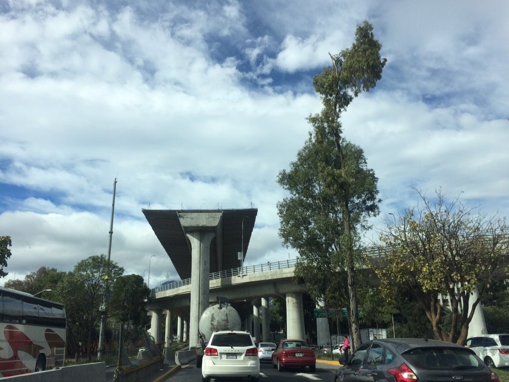 ReyPeatonMX's tweet photo. ¿Y conocemos el plan de expansión de las autopistas urbanas? ¿Tlalpan? https://t.co/VRIYoTFneX
