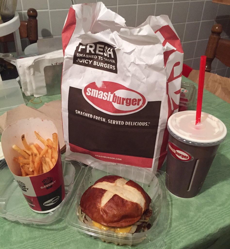 nhraeddie's tweet photo. So toady is cheat day, grabbed some smashburger since its new to the area. I still like in and out better https://t.co/De5Hpezaa9