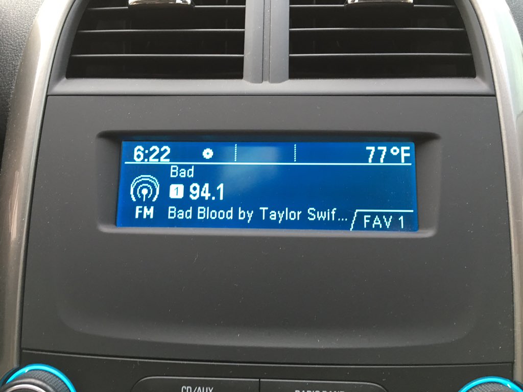 jessicadriskell's tweet photo. #1989atlanta #1989TourAtlanta #taylorgating #swifties #TaylorSwift #georgiadome #concertbeforeconcert https://t.co/r9a6DYTV4Y