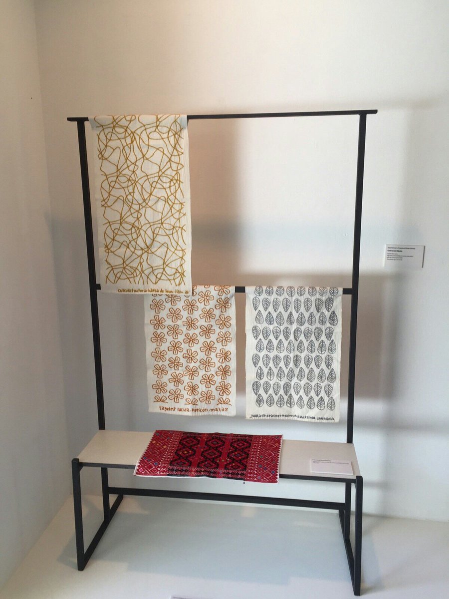 designweekmex's tweet photo. #VisionyTradicion, piezas únicas con sabor pluricultural #DWM15 https://t.co/4OhJgmMd62