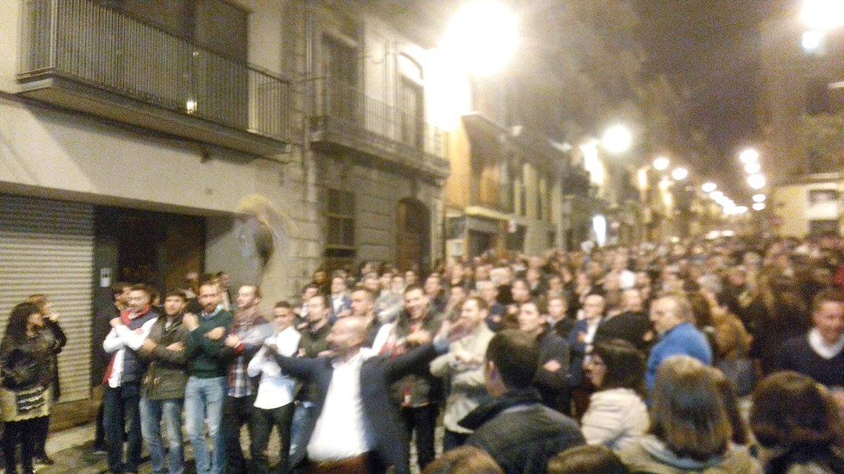 la_creueta's tweet photo. Entraeta #MigAny2015 #alcoi https://t.co/TSVX3zi5Vi