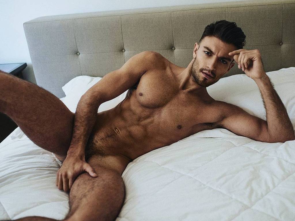 SPB_2life's tweet photo. #ΡΠΏΠ± #ΠΠΈΡΠ΅Ρ #JaredNorth by #SergeLee by looo_ch #spb https://t.co/mLNrmG0ryA