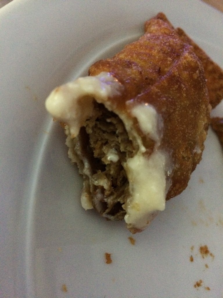 I get jealous seeing all of your tweets. time for a donair egg roll from <a href="/RandysSackville/">Randy's Pizza Sack</a>