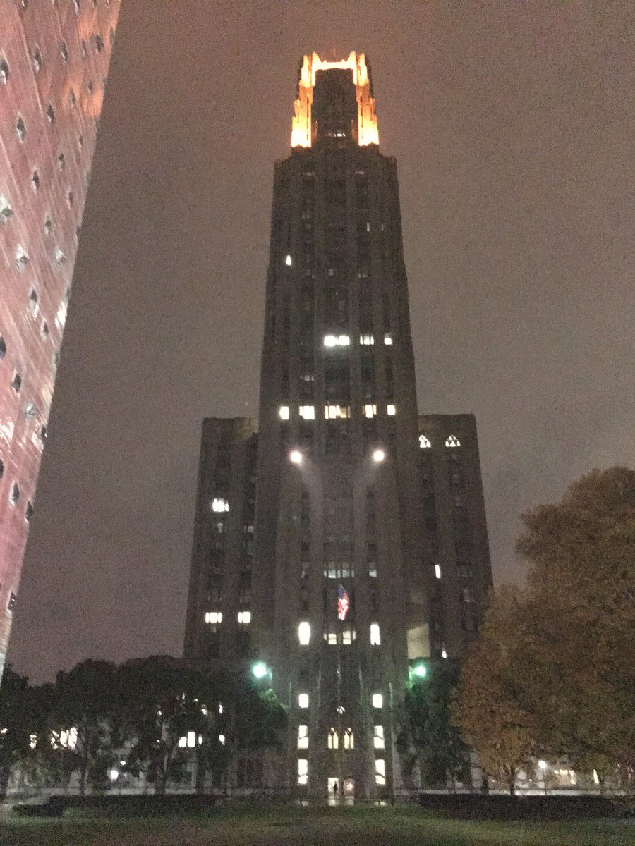HeinzChapel's tweet photo. We never tire of this sight...Great win Panthers! #H2P https://t.co/C5uMJZ8I0G