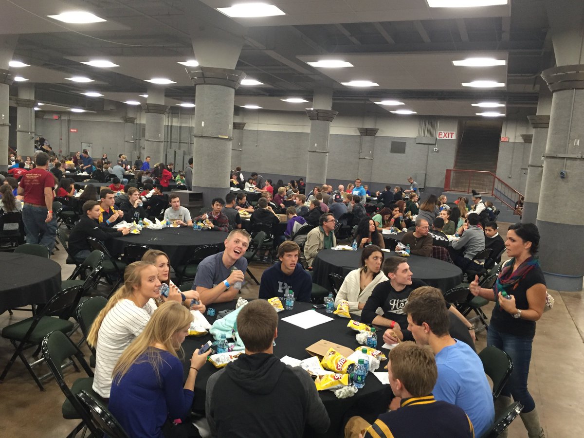 ArchdioceseSPM's tweet photo. They were nourished spiritually with the Eucharist at Mass. Now they are nourished physically at dinner! #AYD15 https://t.co/wscq12XumB