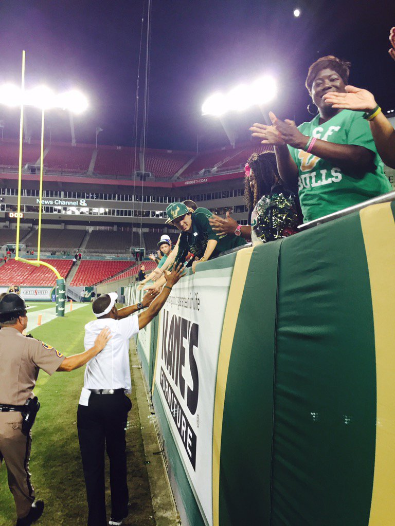USFFootball's tweet image. First 3-game win streak in 5 seasons