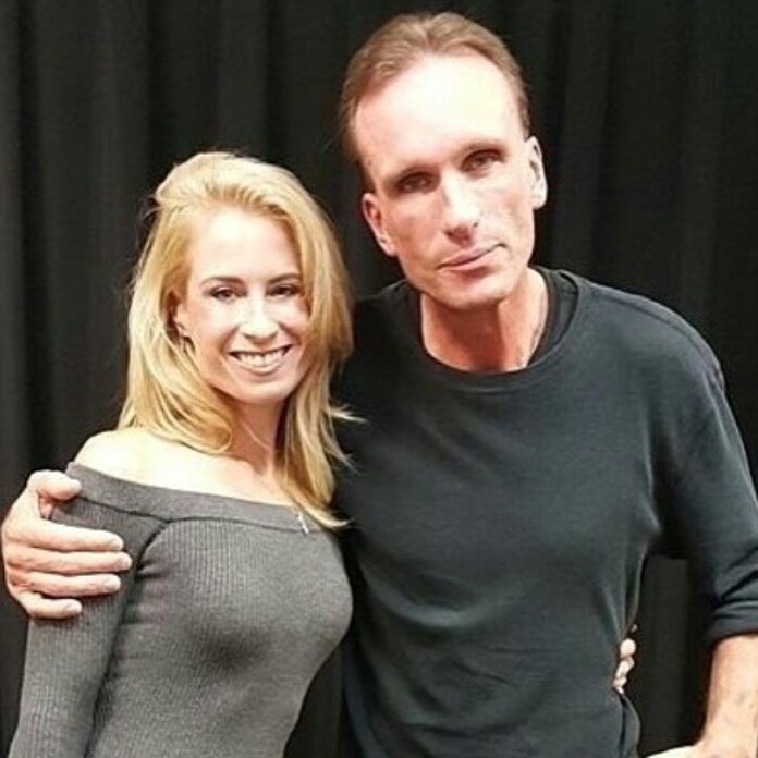 badasspeterg's tweet photo. #petergreene @melissaprophet 
Interview for https://t.co/NHjEFLSHsT w @MandyatFoxtrail  Airs 1st week of Nov https://t.co/kZlmTGjUwp