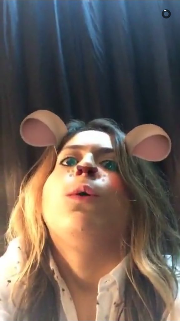 bethstiaras's tweet photo. @BethanyMota snapchat tho @ thebethnoel 😂😍💓🙄 https://t.co/wNl0LAa0iT