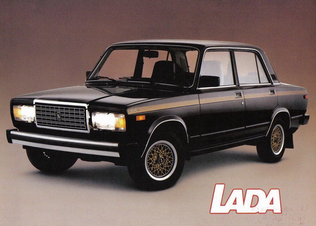 Easternbloccars's tweet photo. the Canadian spec Lada 2107 known as the Lada Signet #Cars #Lada #Lada2107 #LadaSignet https://t.co/1s6xteepMH