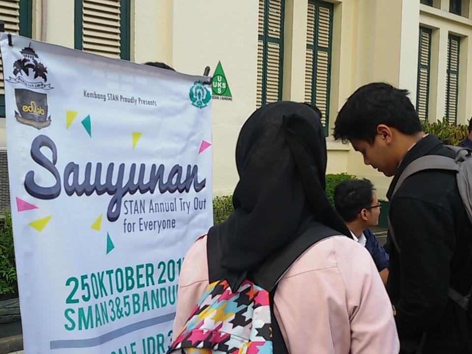 kembangstan's tweet photo. Ayo segera datang!!!  Booth ticket OTS ditunggu sampai Close Gate jam 07.30 https://t.co/9AvmzvNXHI