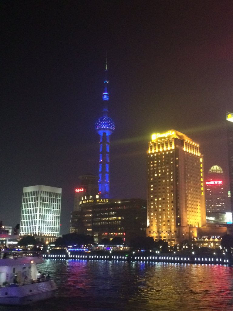 arkelsplace's tweet photo. Shanghai by night https://t.co/IwH7wBfrH8